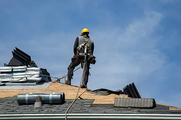 Professional Gutter Installation technician working in Daykin, NE